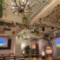 渋谷駅から徒歩2分の貸切パーティー会場！ステージ付きフロアが大好評！4面のプロジェクター・音響機器・マイク完備！  系列店舗では20人～100人まで案内可能！貸切するなら「渋谷ガーデンパティオ」におまかせ！