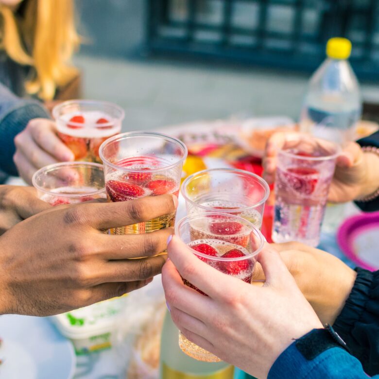 渋谷で少人数貸切するなら渋谷ガーデンホールがおすすめ!パーティールームに嬉しい飲み放題の種類も豊富♪