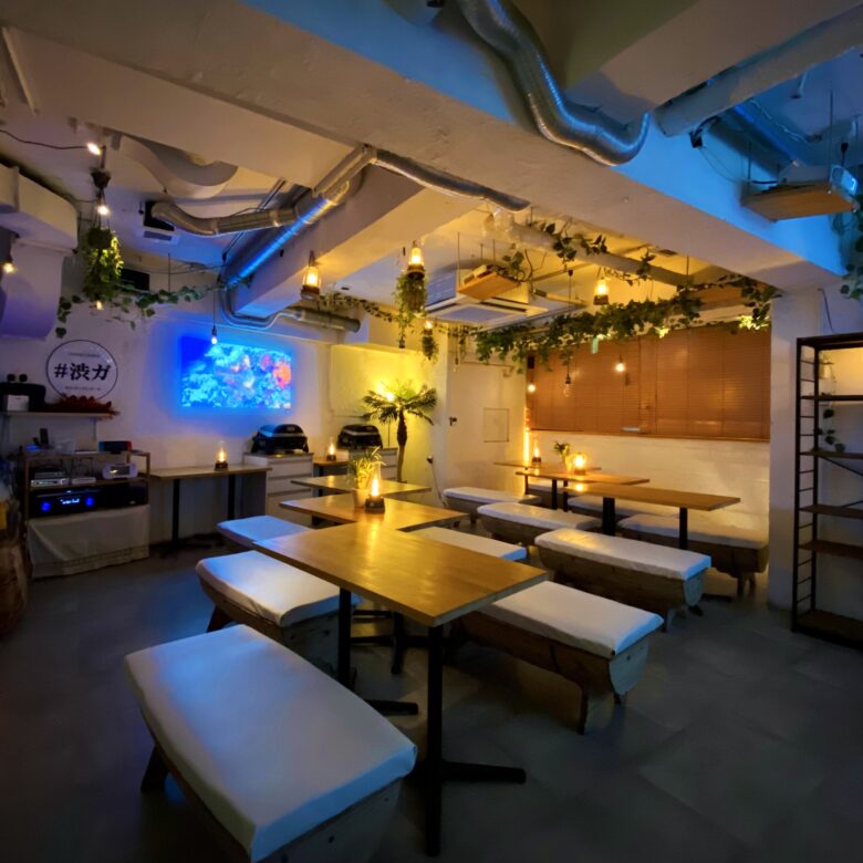「渋谷ガーデンホール」貸切同窓会をするならぜひ当店で!
貸切にすると音響機器やマイク・プロジェクターなどが【無料】でご利用いただきます!
